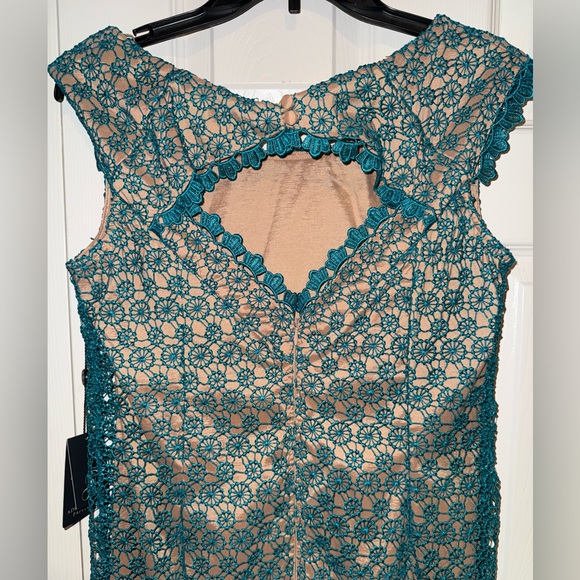 👗 NWT! Adrianna Papell Crochet Lace Teal Dress - Picture 4 of 11